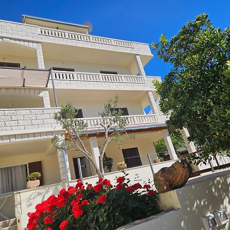 Apartments Huljic Хвар Экстерьер фото