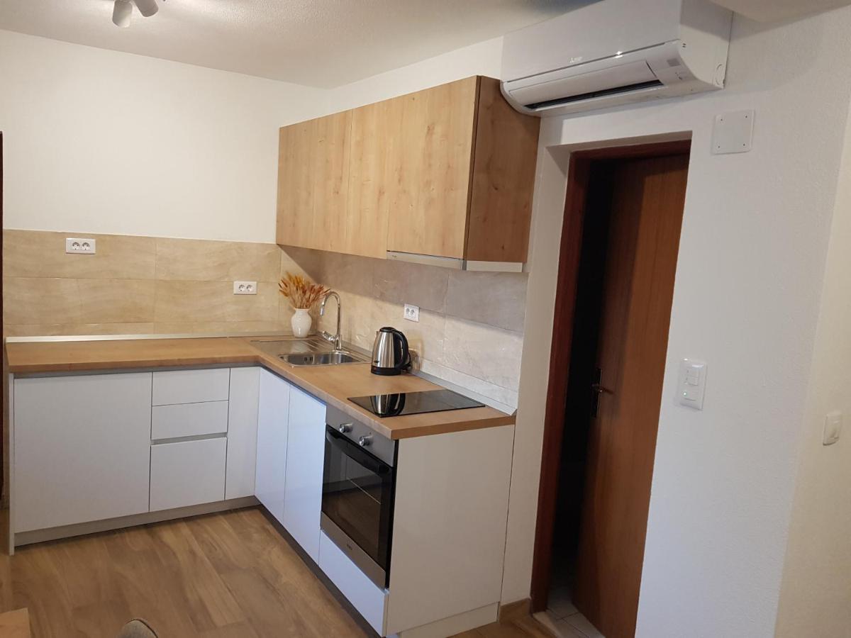 Apartments Huljic Хвар Экстерьер фото