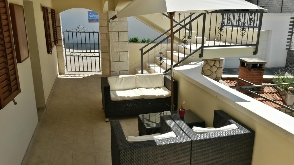 Apartments Huljic Хвар Экстерьер фото
